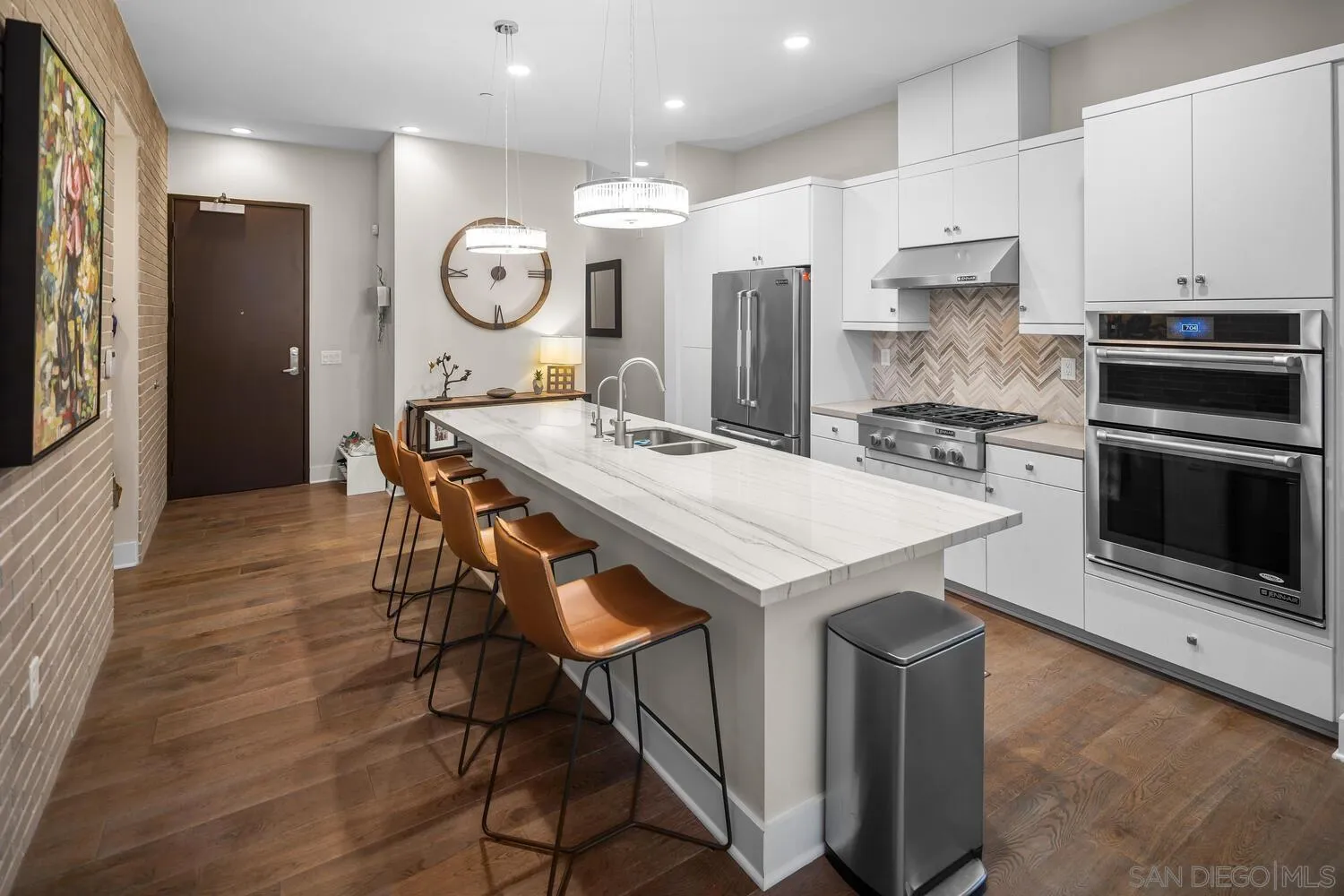 Photo #2: 250034247 Listing 