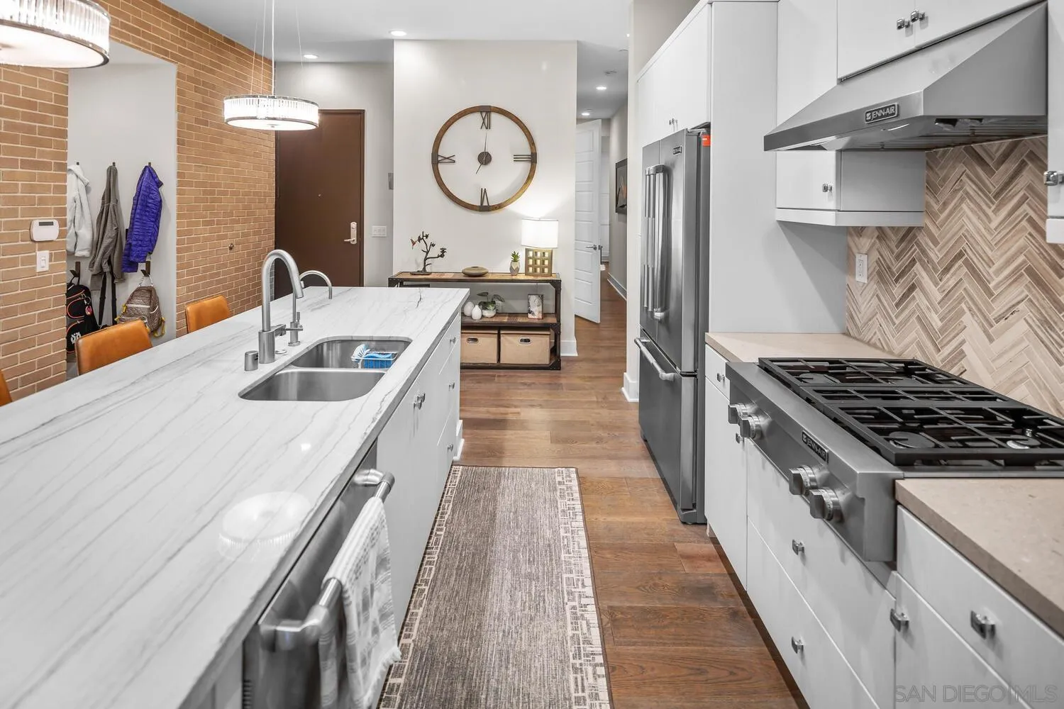 Photo #3: 250034247 Listing 