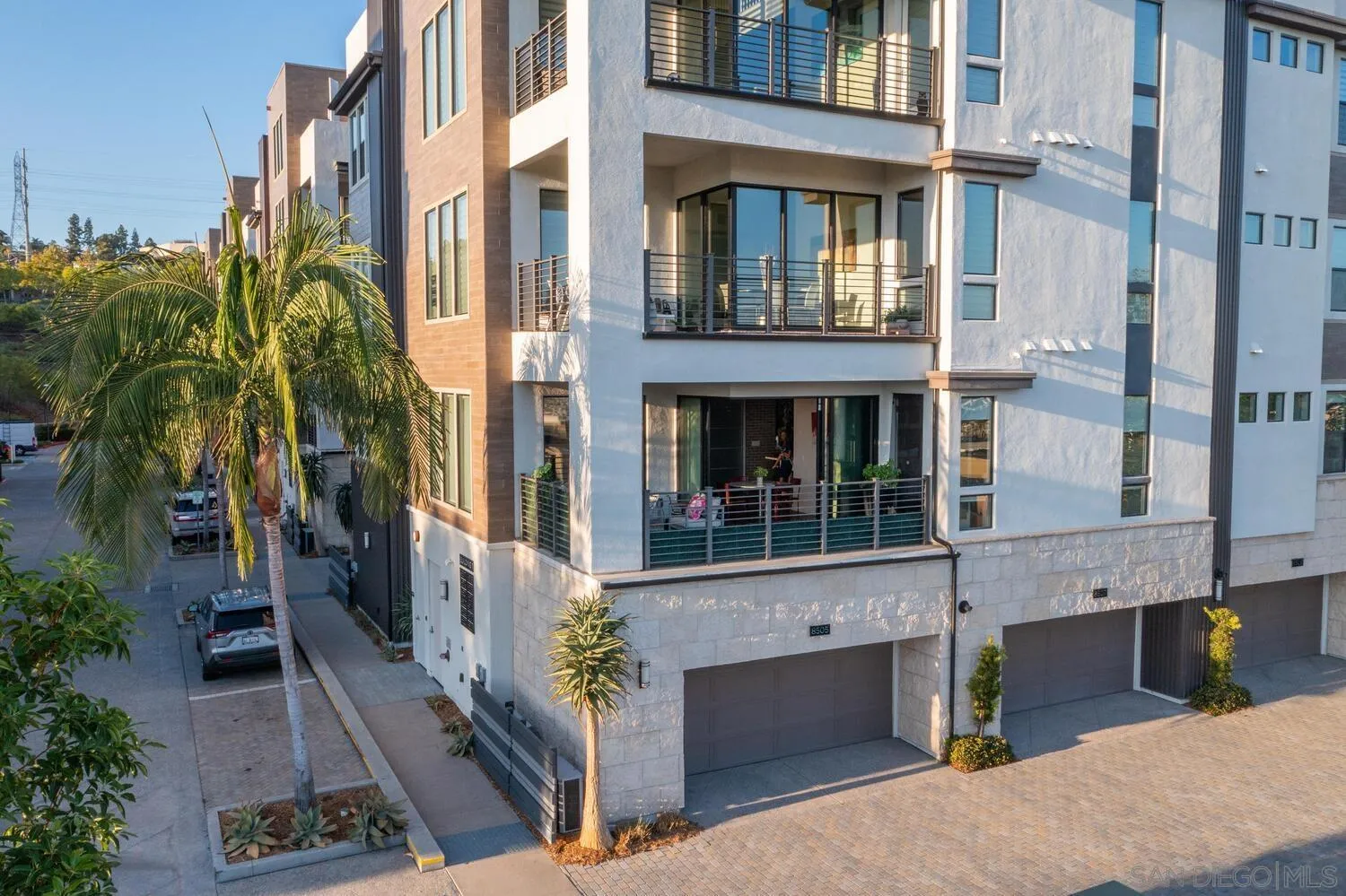Photo #3: 250034247 Listing 