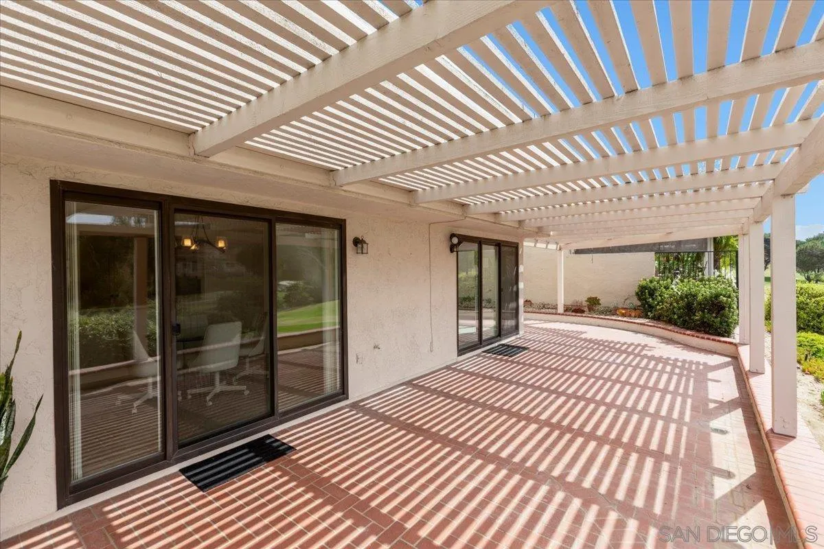 https://cdn.realtyfeed.com/cdn/127/250034250/0c2328f69076ad3f97abd7d69ab6d1a5.webp