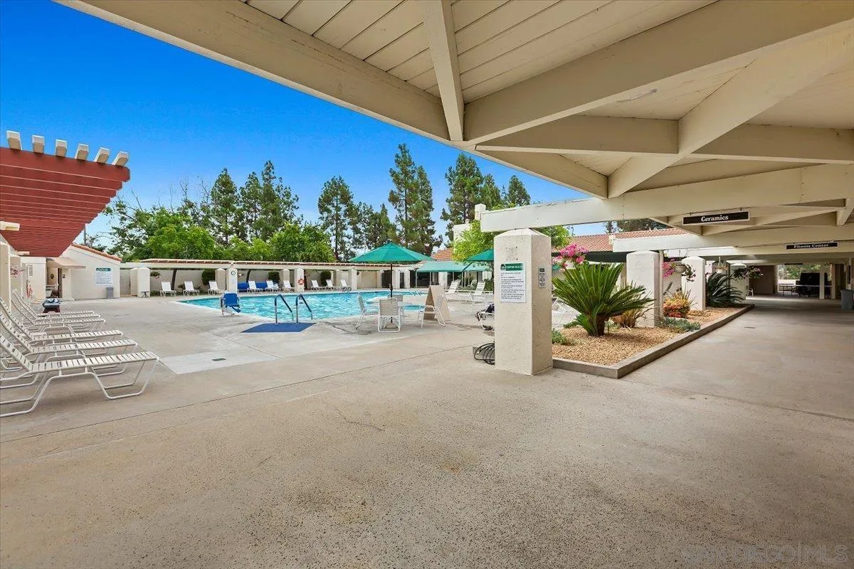 https://cdn.realtyfeed.com/cdn/127/250034250/0e56f1c96f0a022092993b38afacf100.webp