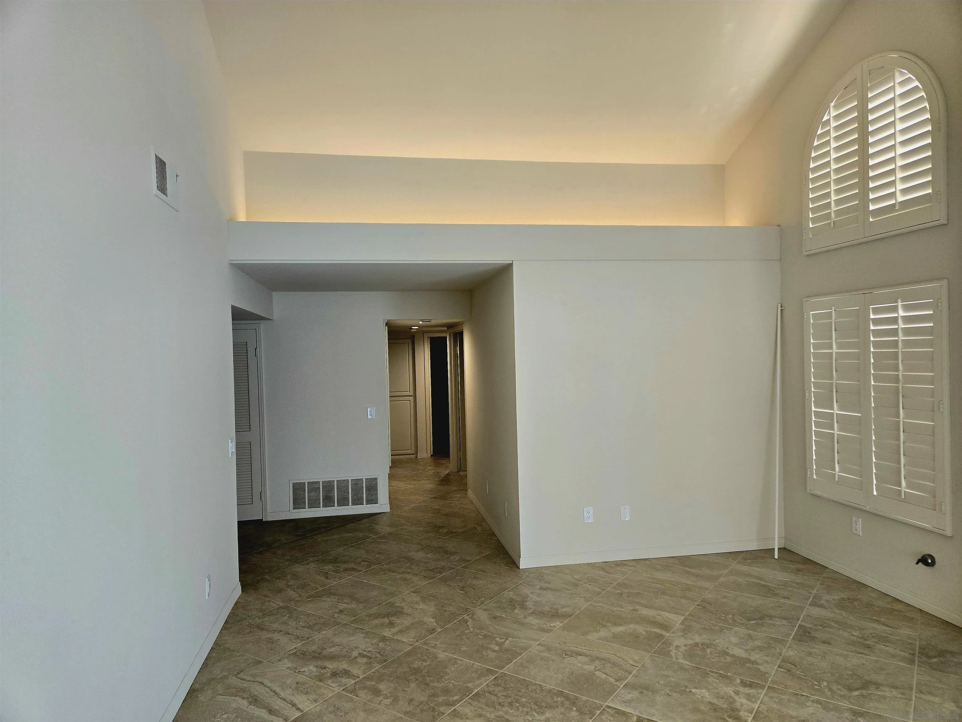 https://cdn.realtyfeed.com/cdn/127/250034250/13d93ea531e0ae5e4a3b0dc67ab8c700.webp