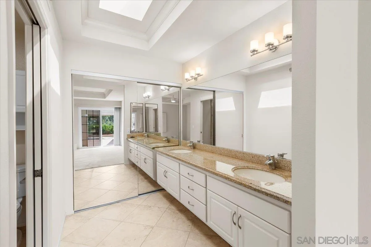 https://cdn.realtyfeed.com/cdn/127/250034250/d47fca4d6bca80f5124a896e9bcea11d.webp