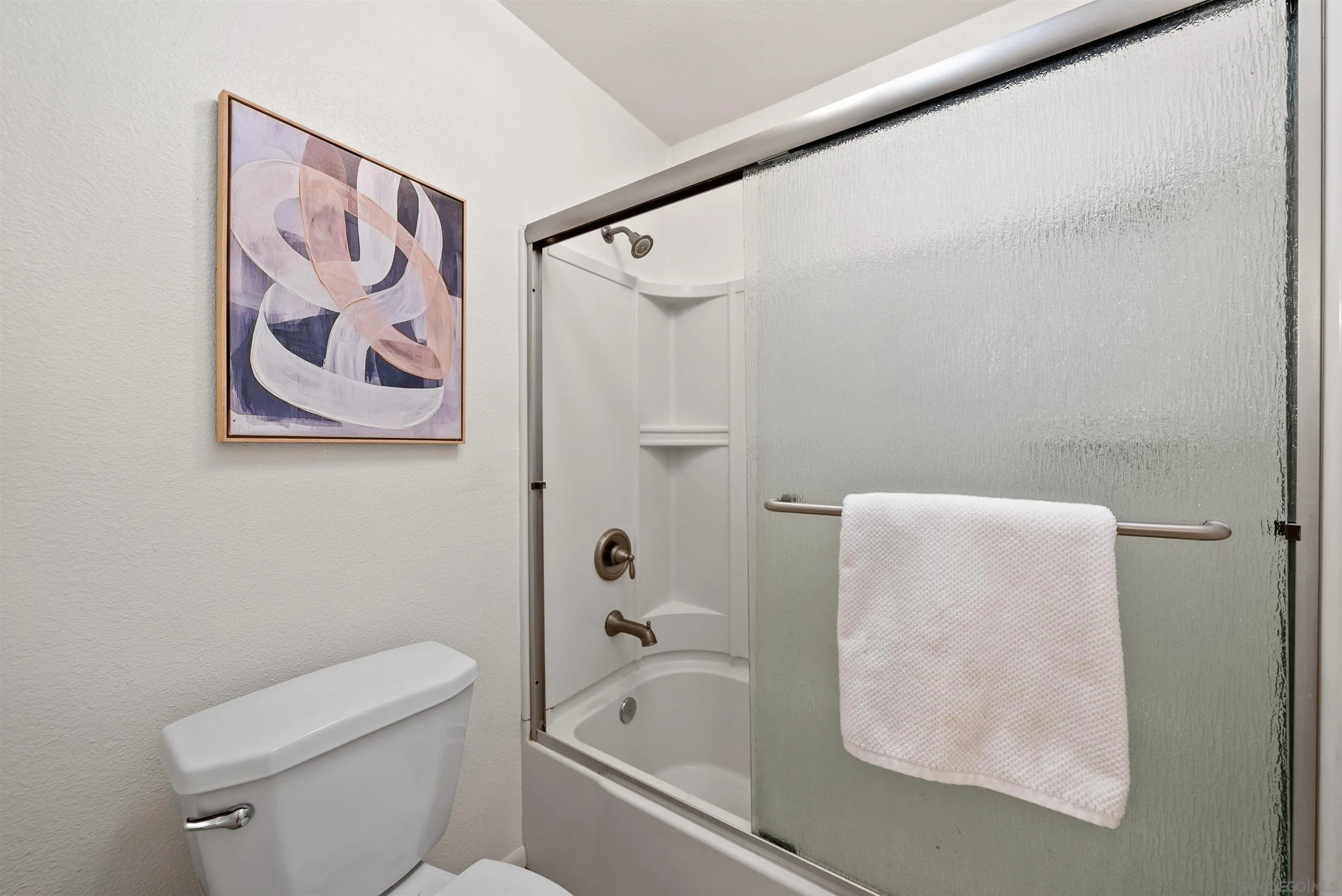 Photo #5: 250034254 Listing 