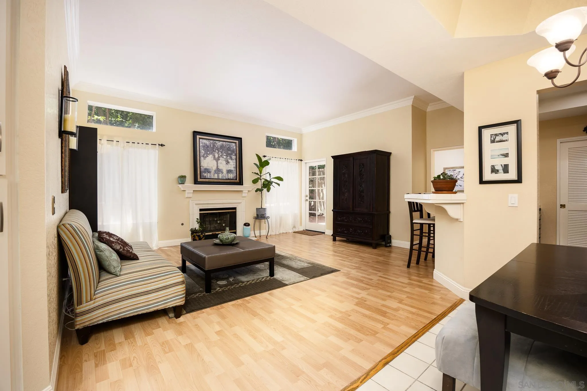 Photo #2: 250034257 Listing 