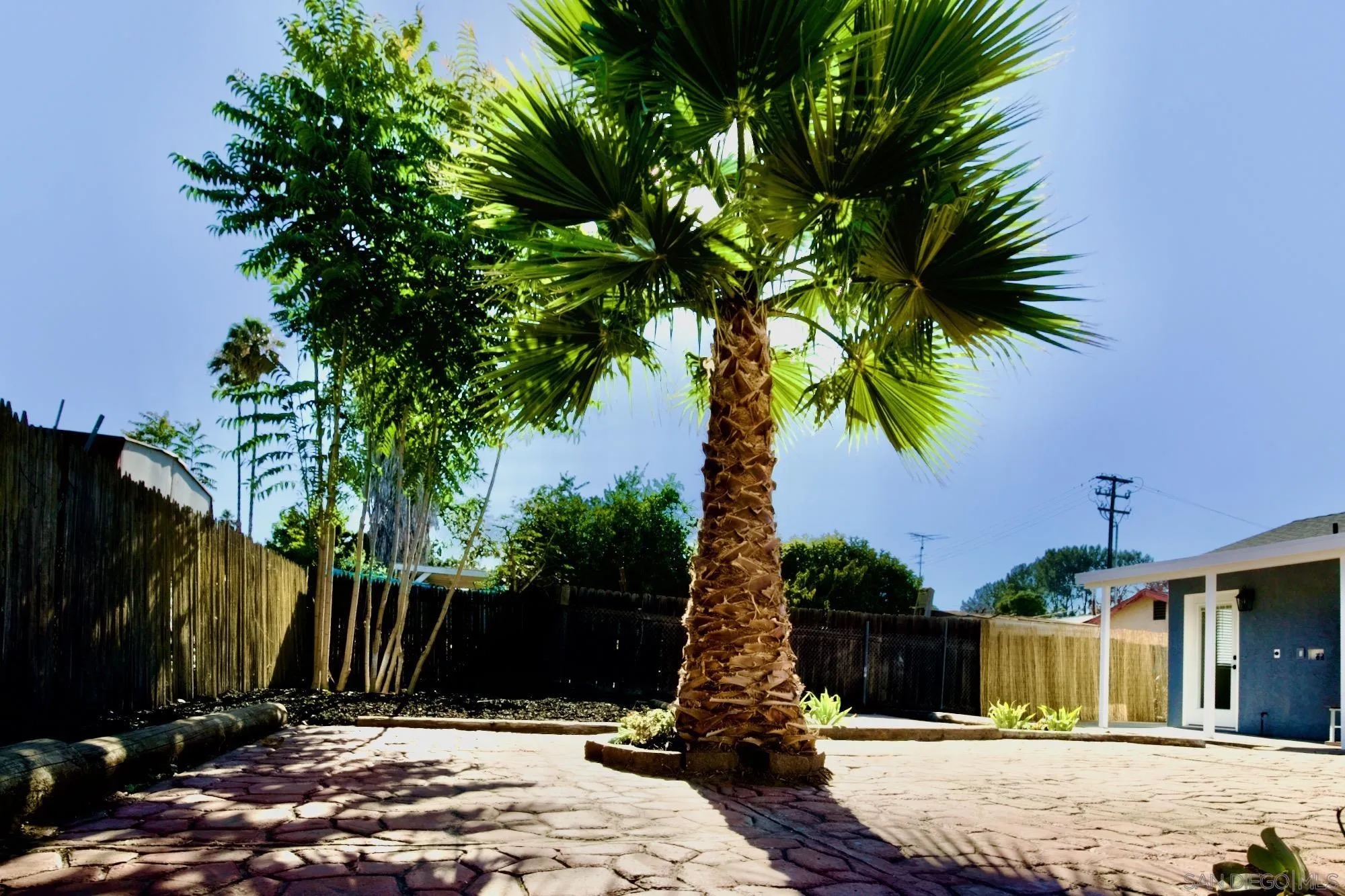 https://cdn.realtyfeed.com/cdn/127/250034258/be13aada4a7474f04aa1be80ae02889a.webp