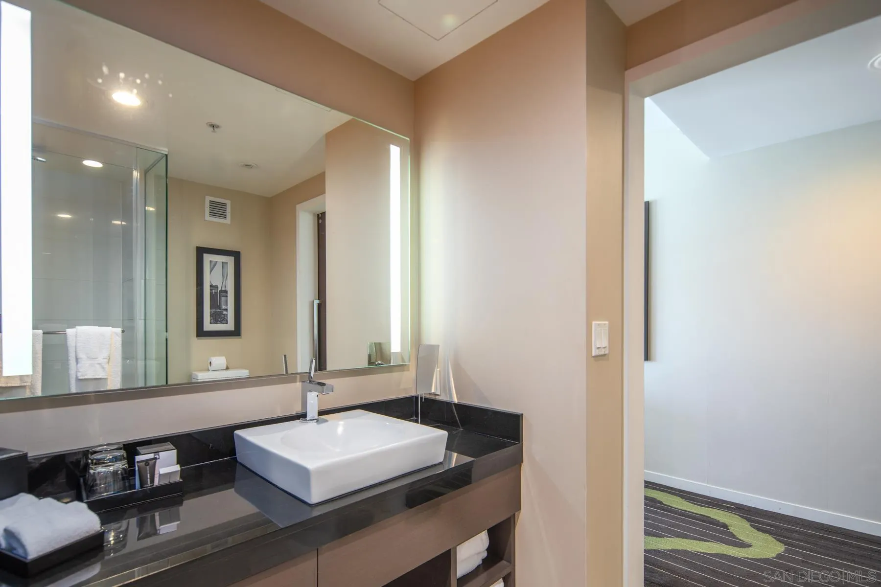 Photo #9: 250034261 Listing: Photo #9