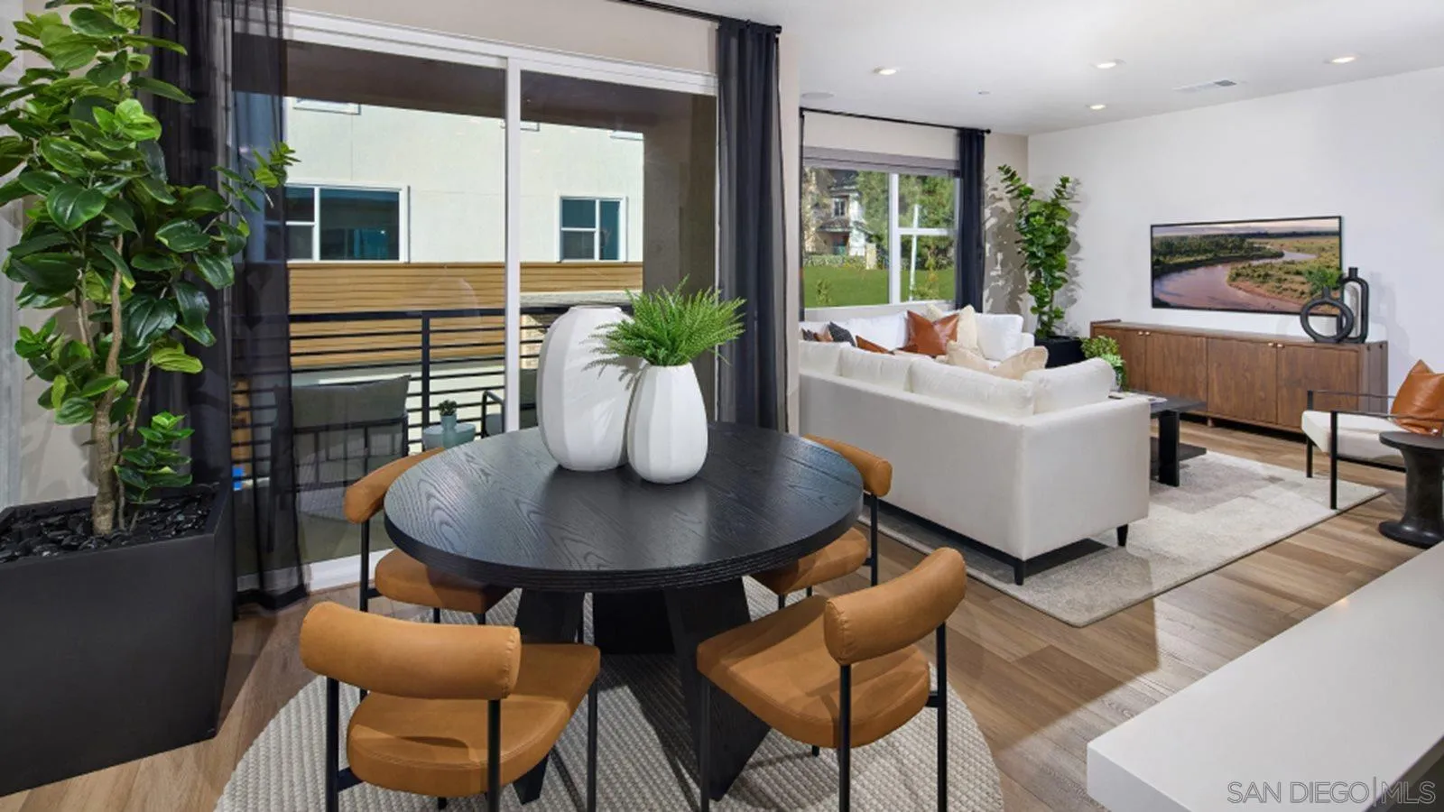 Photo #3: 250034268 Listing 