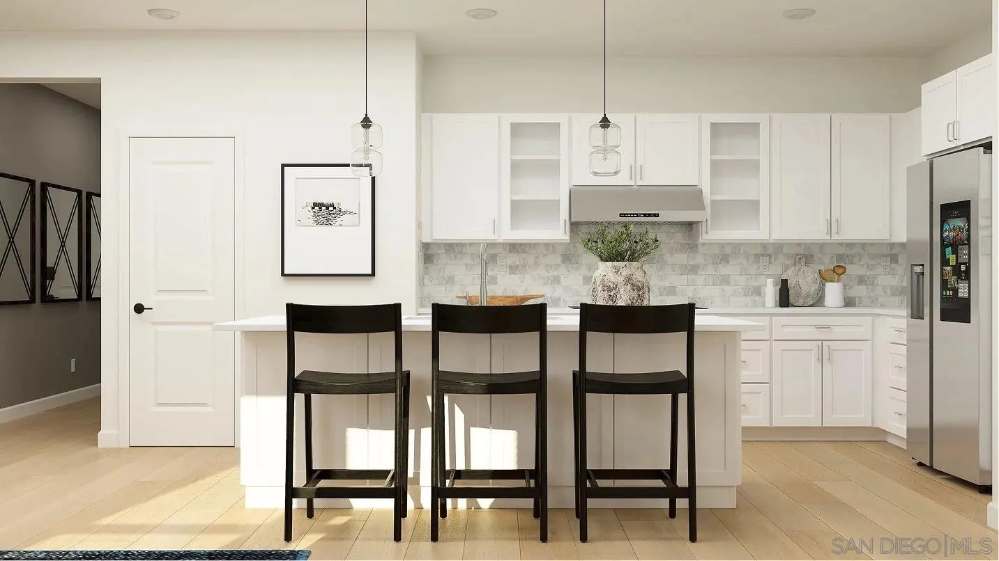 Photo #2: 250034272 Listing 