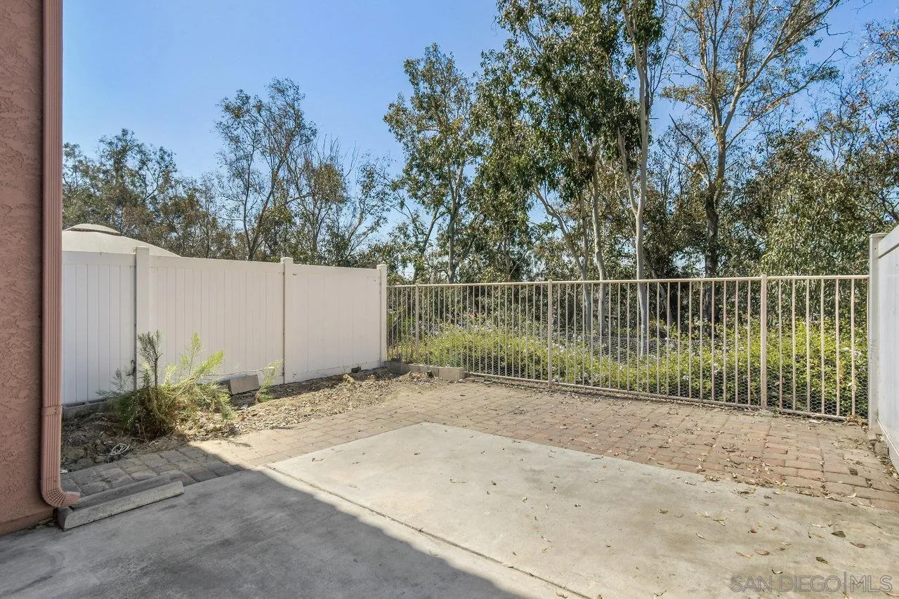 Photo #25: 250034281 Listing: Photo #25