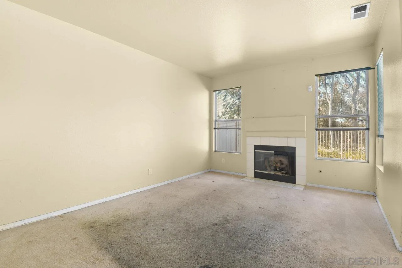 Photo #8: 250034281 Listing: Photo #8