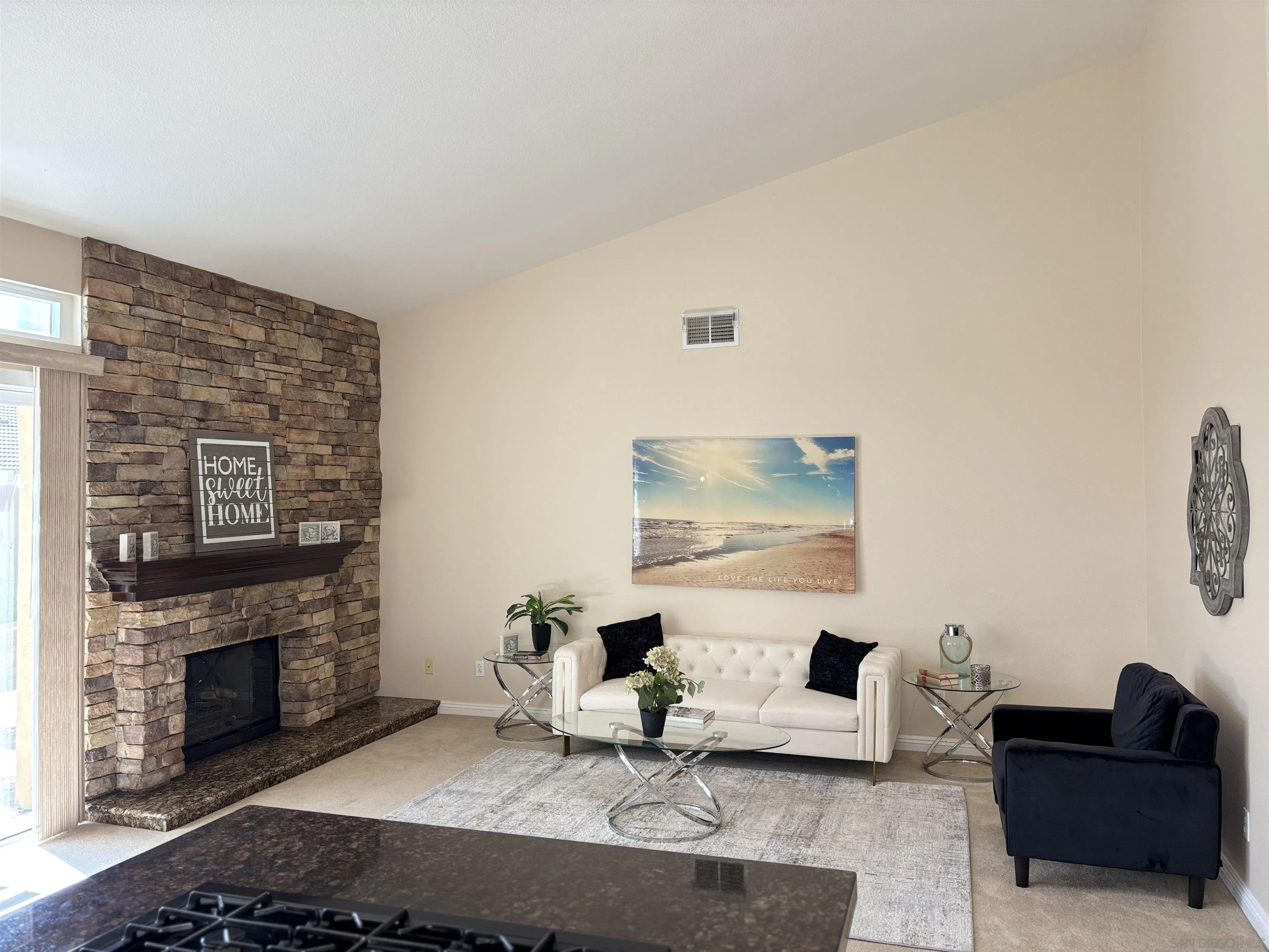 https://cdn.realtyfeed.com/cdn/127/250034286/57f75371ed985cd72c37ad873c0561b8.webp