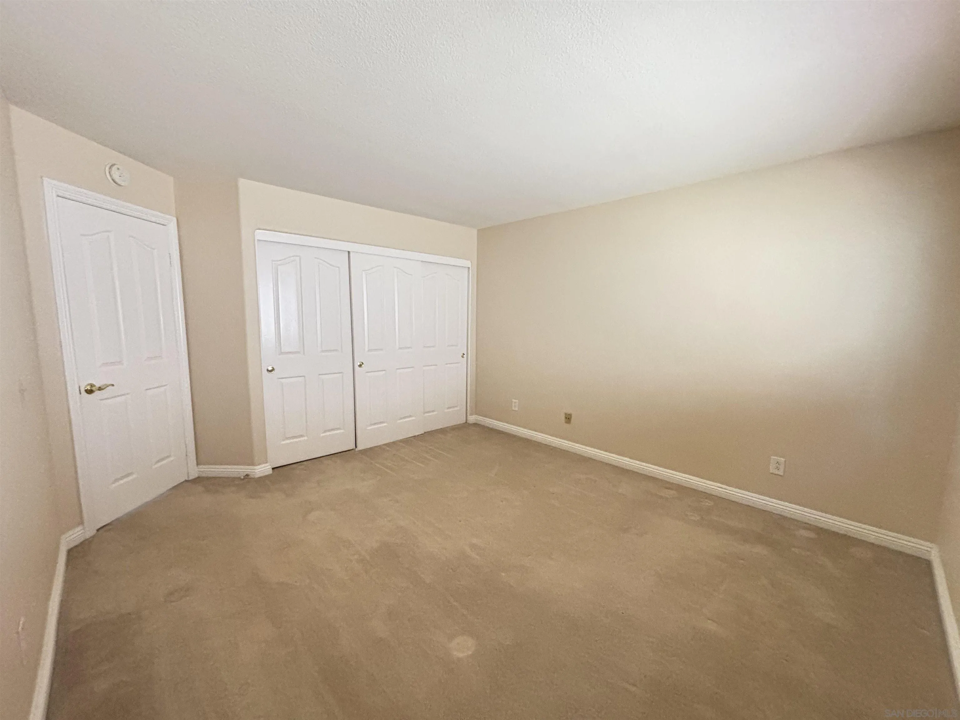 https://cdn.realtyfeed.com/cdn/127/250034286/f7373ca0314e4dea10dd8f7bc331a70e.webp