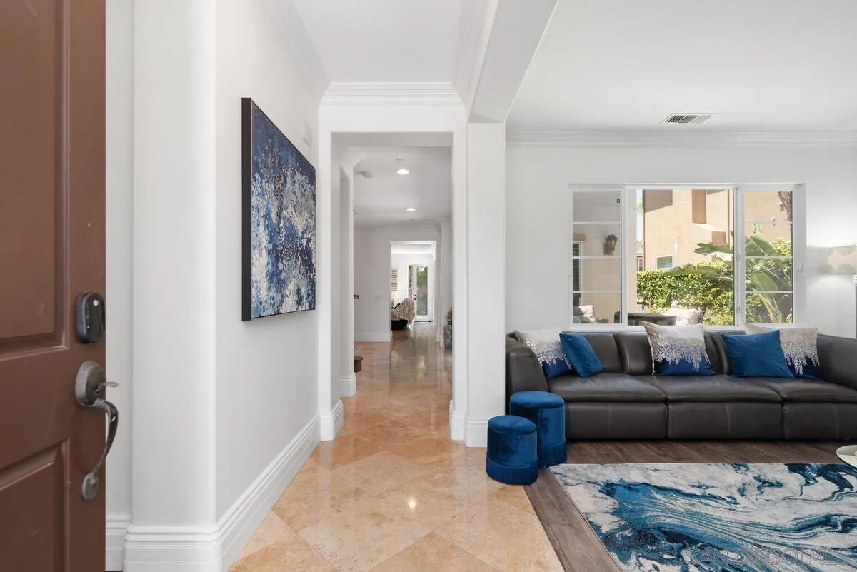 https://cdn.realtyfeed.com/cdn/127/250034287/c057acddf41f9fdf794989ddf1d5bbf2.webp