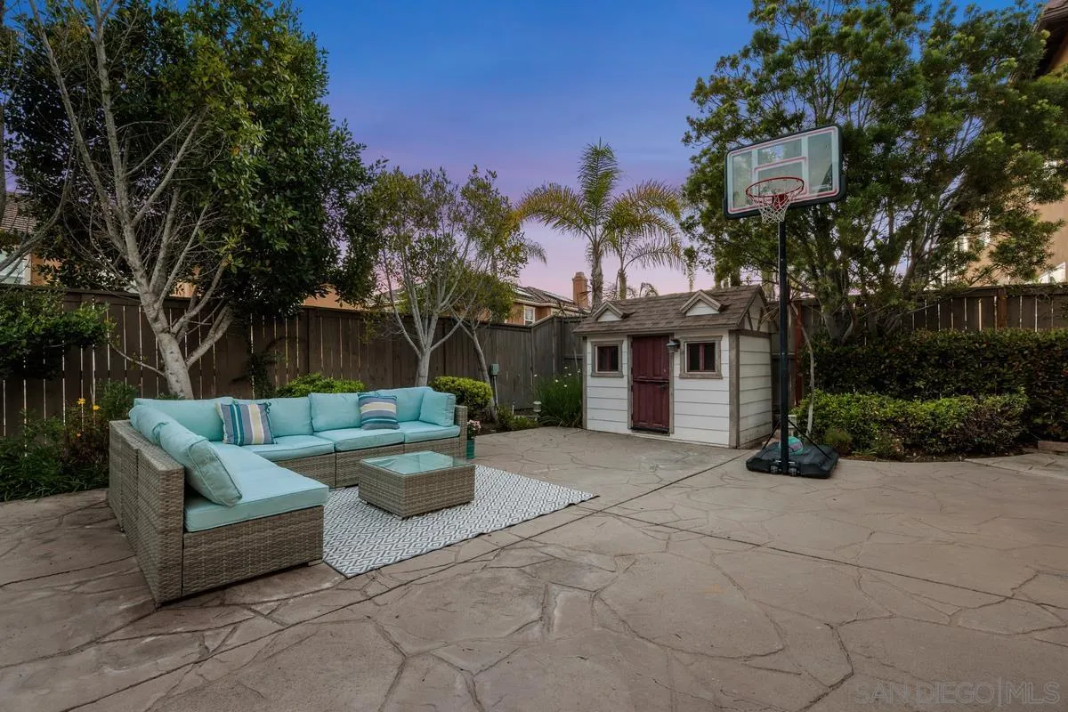 https://cdn.realtyfeed.com/cdn/127/250034287/e67697c7b598872aa5e90e95552a01d7.webp