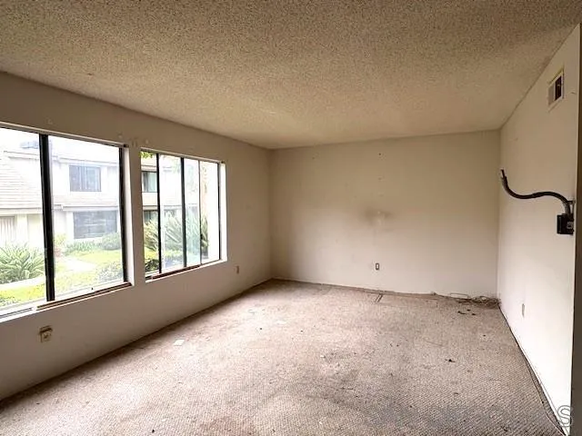 Photo #4: 250034288 Listing 