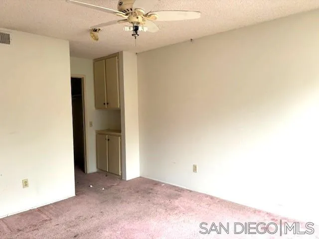 Photo #10: 250034288 Listing: Photo #10