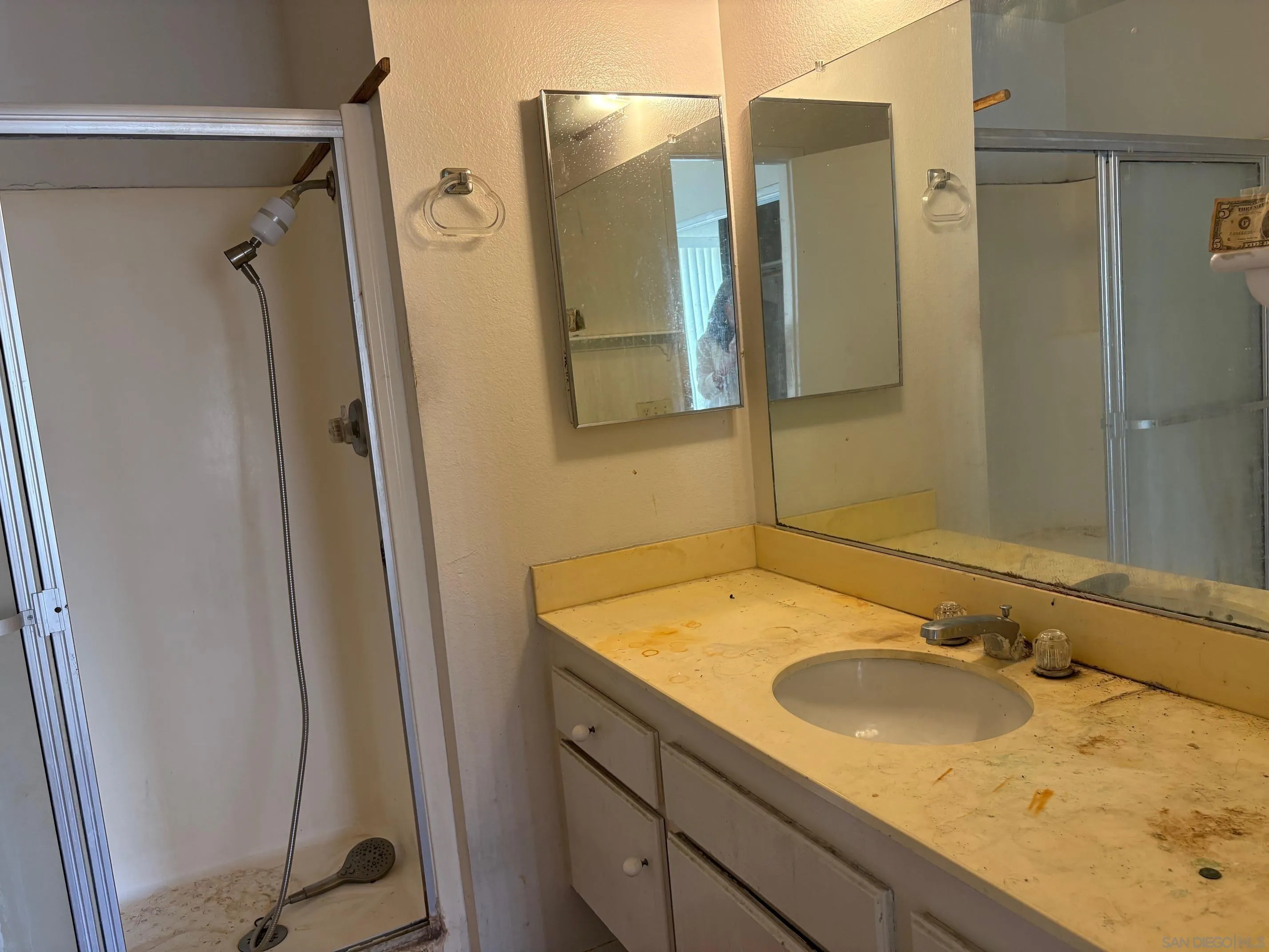 Photo #9: 250034288 Listing: Photo #9