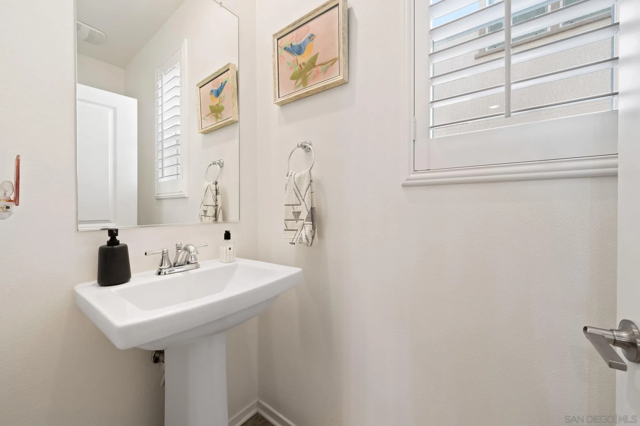 Photo #24: 250034289 Listing: Photo #24