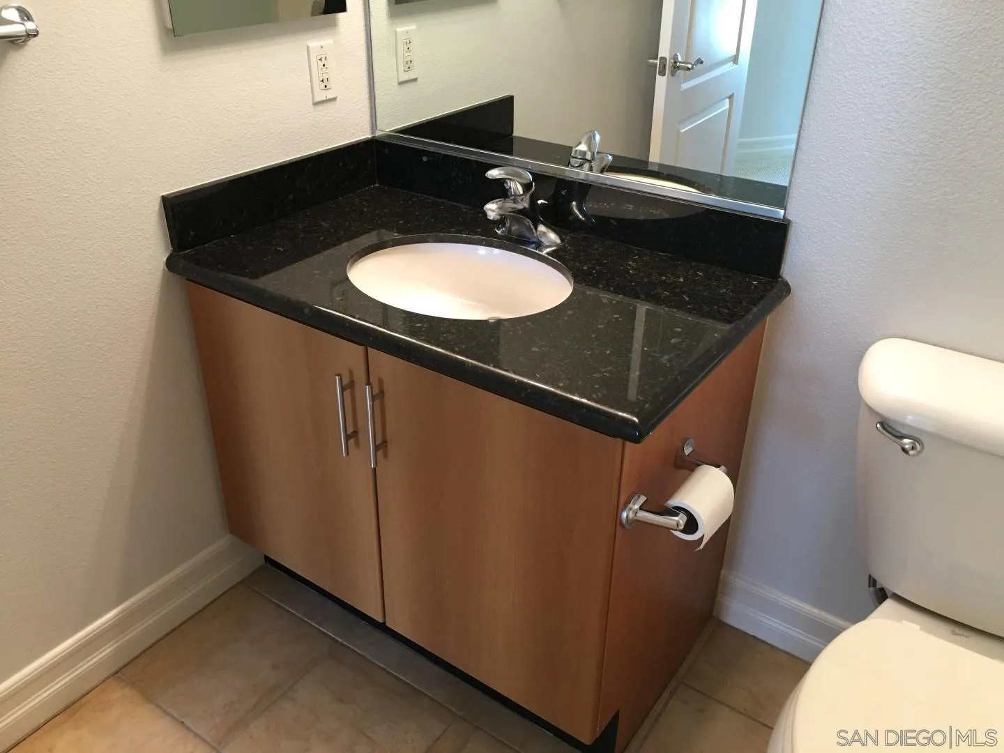 Photo #14: 250034290 Listing: Photo #14