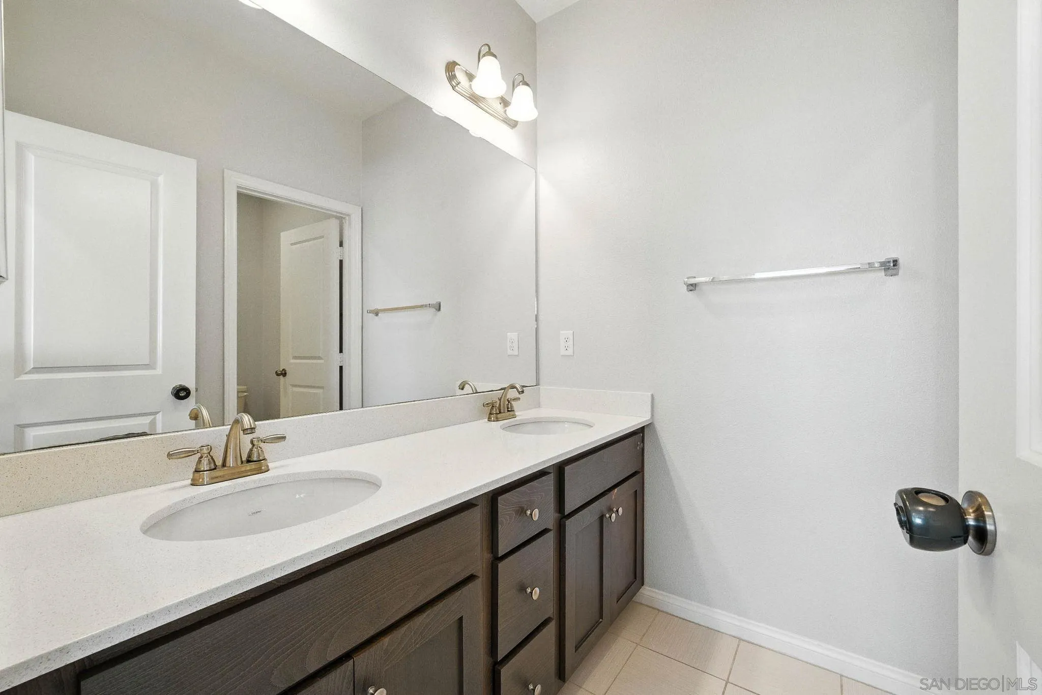 Photo #9: 250034297 Listing: Photo #9