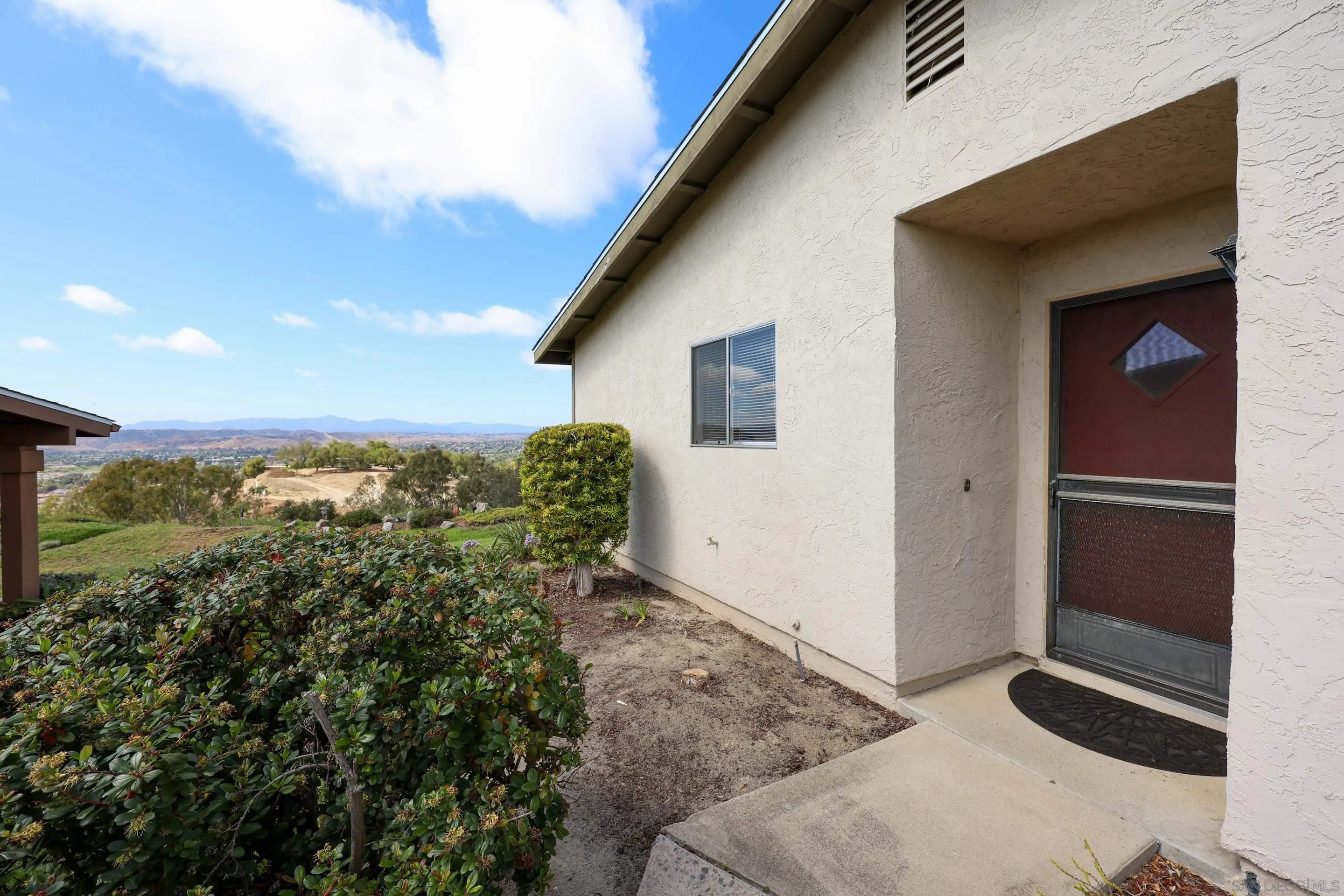 Photo #9: 250034308 Listing: Photo #9