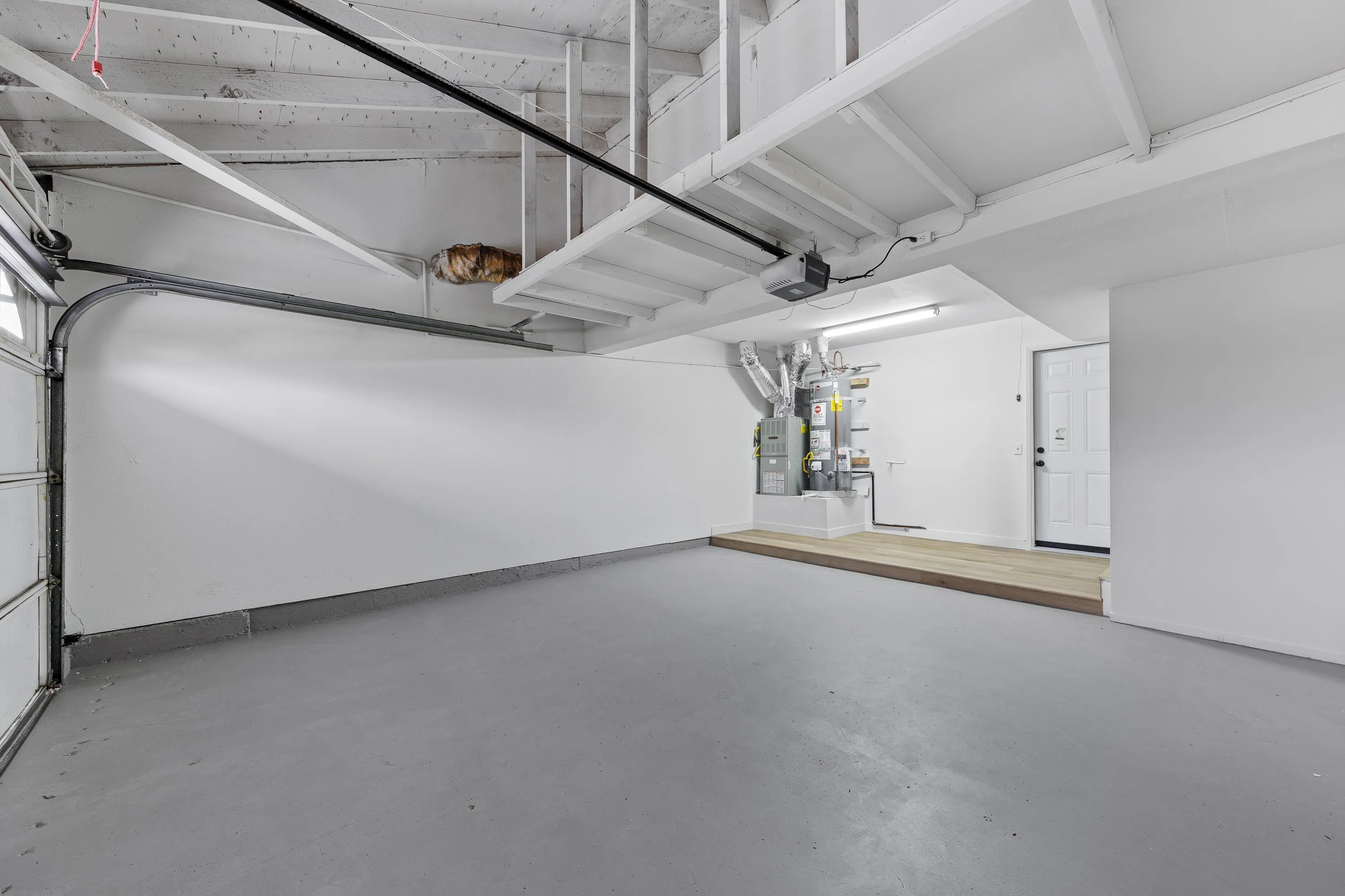 https://cdn.realtyfeed.com/cdn/127/250034311/a94a4bd9f058a54ca3704b4760fa68ee.webp