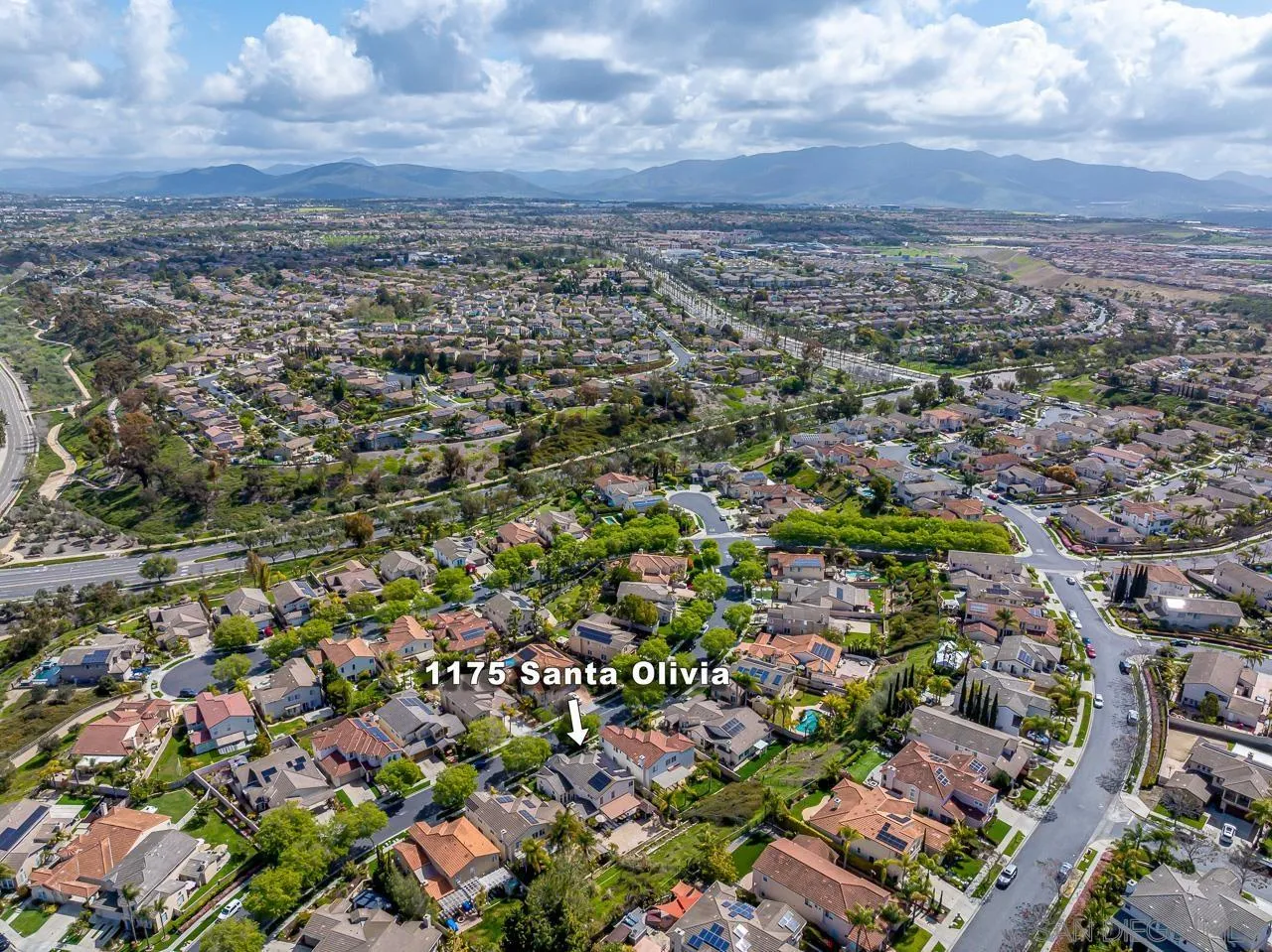 https://cdn.realtyfeed.com/cdn/127/250034314/16d76017e9c5d76135d311f7403eb16b.webp