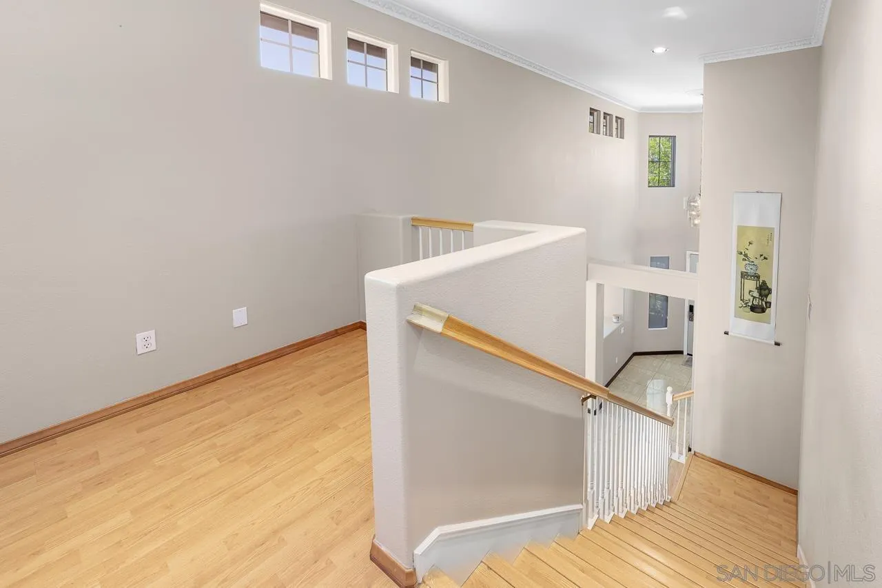 https://cdn.realtyfeed.com/cdn/127/250034314/6f1af713497d24a56a5bb75ee8d242f6.webp