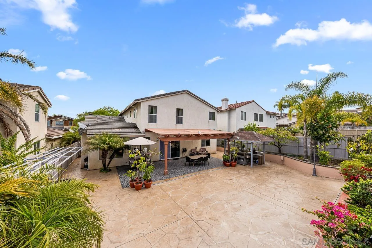 https://cdn.realtyfeed.com/cdn/127/250034314/a137a60d7cb6d712db814ec9d600fa3c.webp