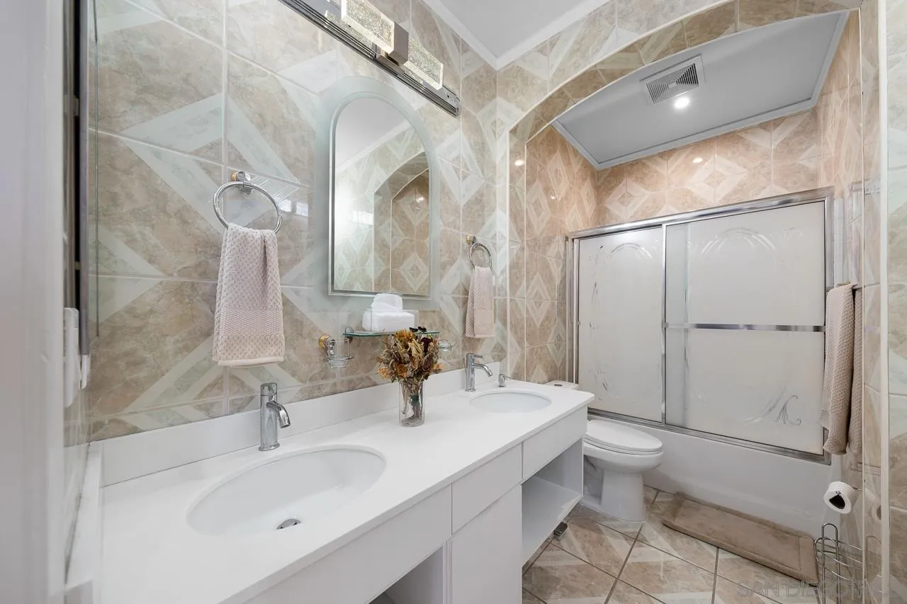 https://cdn.realtyfeed.com/cdn/127/250034314/a2cc9cb1f0fe0c4134976f44dd6d4013.webp