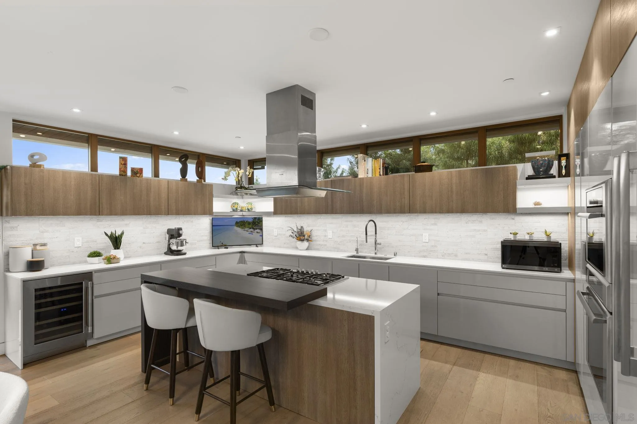 https://cdn.realtyfeed.com/cdn/127/250034317/2c31ff29ef4ac2c137bbfd5b4869d86c.webp