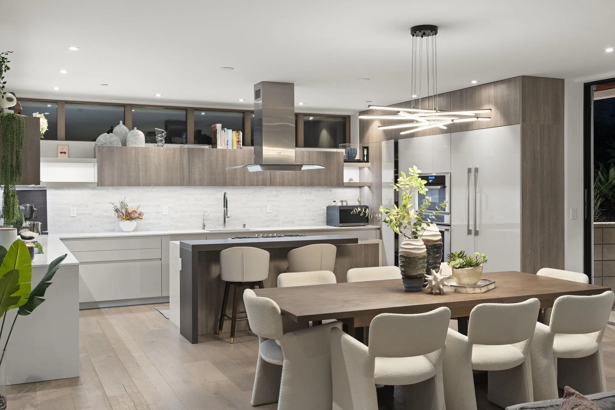 https://cdn.realtyfeed.com/cdn/127/250034317/9c3e81ea8e34b75425e2a7bbe969874a.webp
