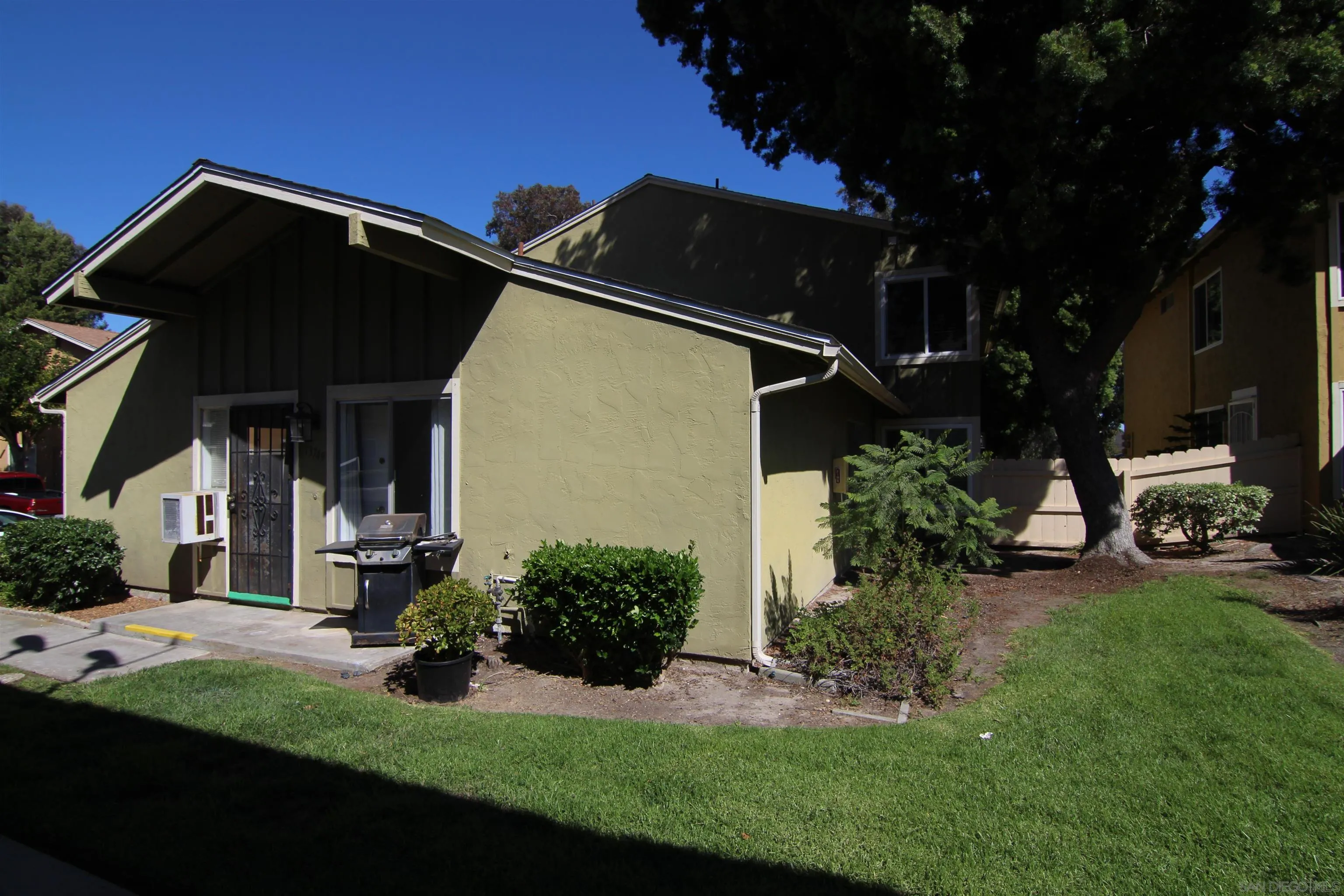 Photo #2: 250034322 Listing 