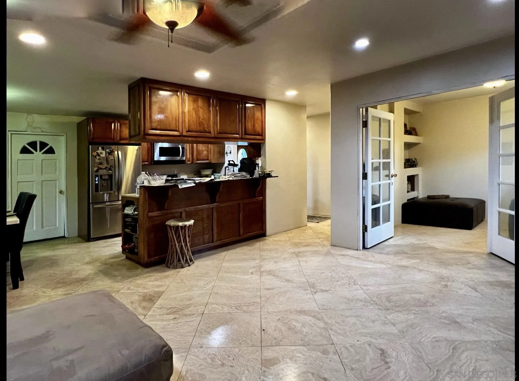 https://cdn.realtyfeed.com/cdn/127/250034323/6f102dbf36e239f222a032c74298b57a.webp