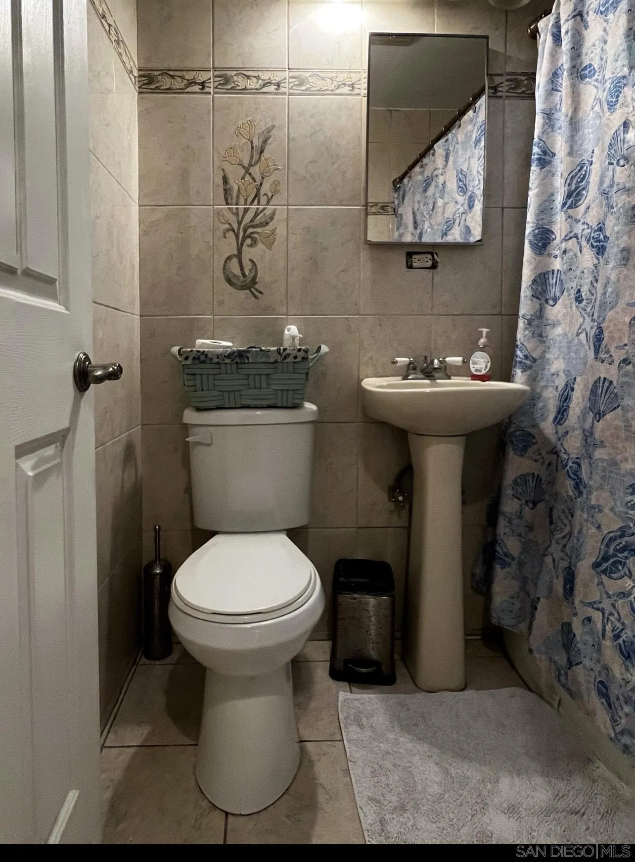 https://cdn.realtyfeed.com/cdn/127/250034323/bed76e24ed3879616e30d6ecb7addfa5.webp