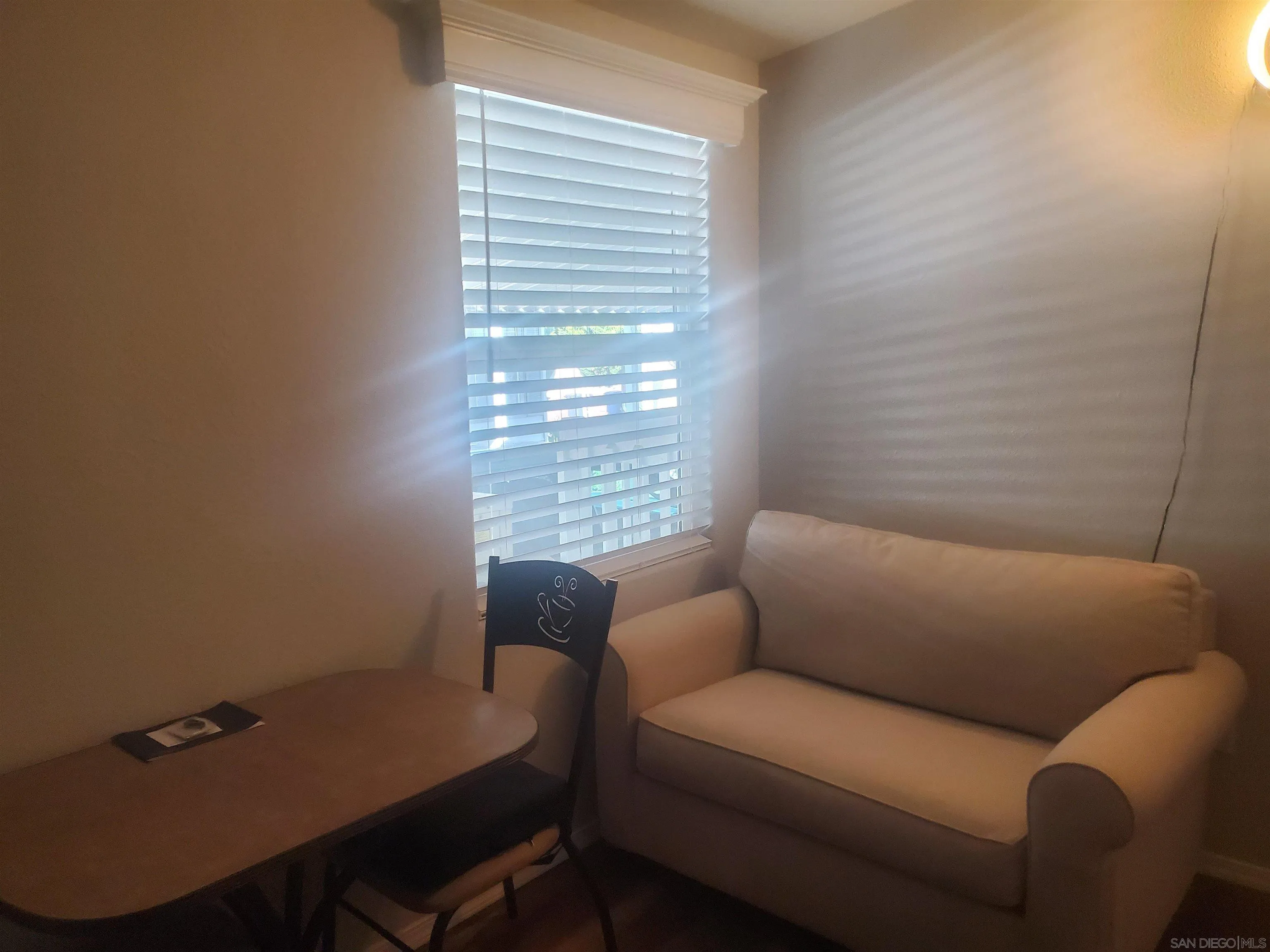 https://cdn.realtyfeed.com/cdn/127/250034324/4a5f3ac1ba499af390337cbf6f143f46.webp
