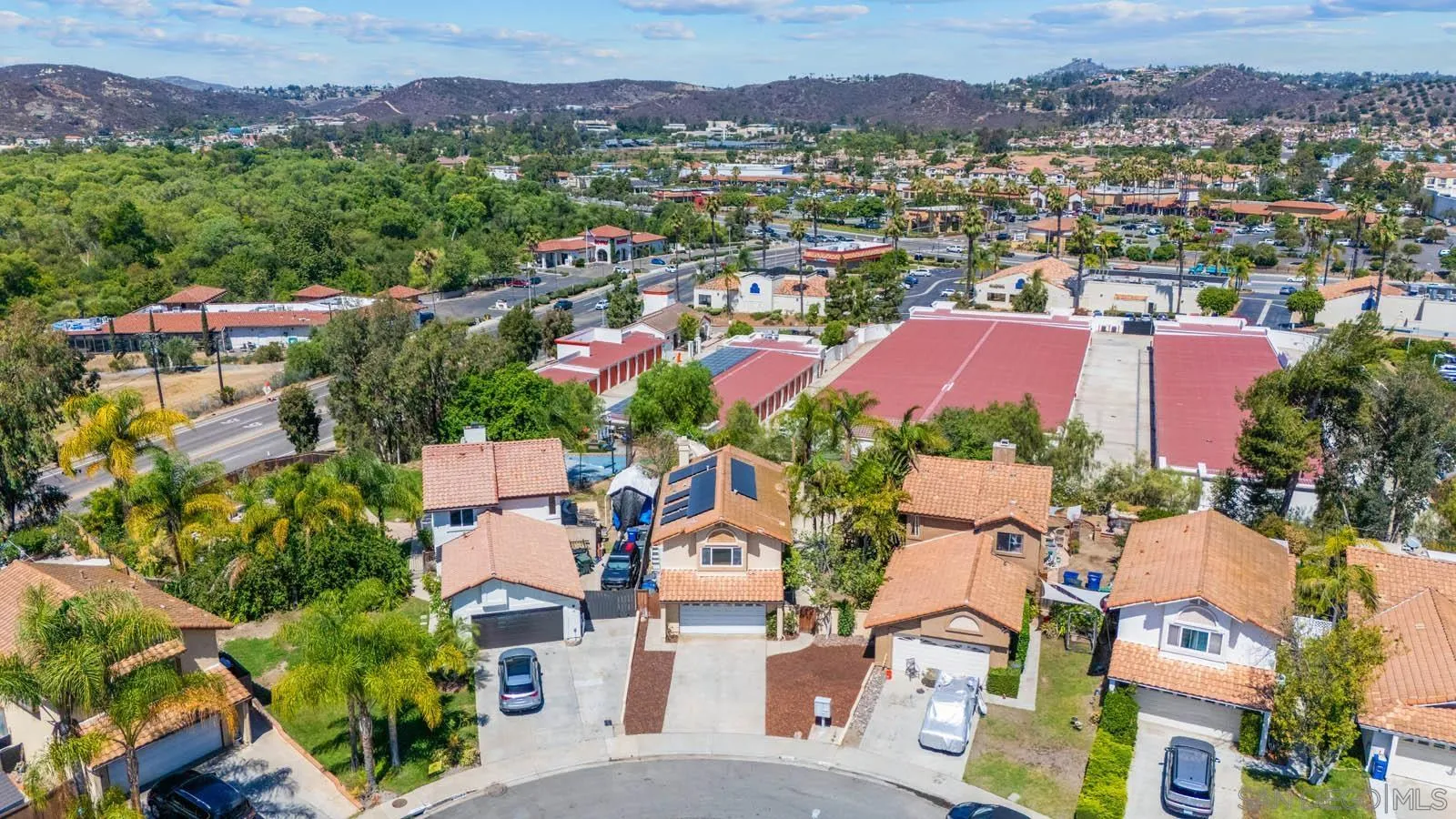 https://cdn.realtyfeed.com/cdn/127/250034328/fac9088d907bd5628d846924e47af64c.webp