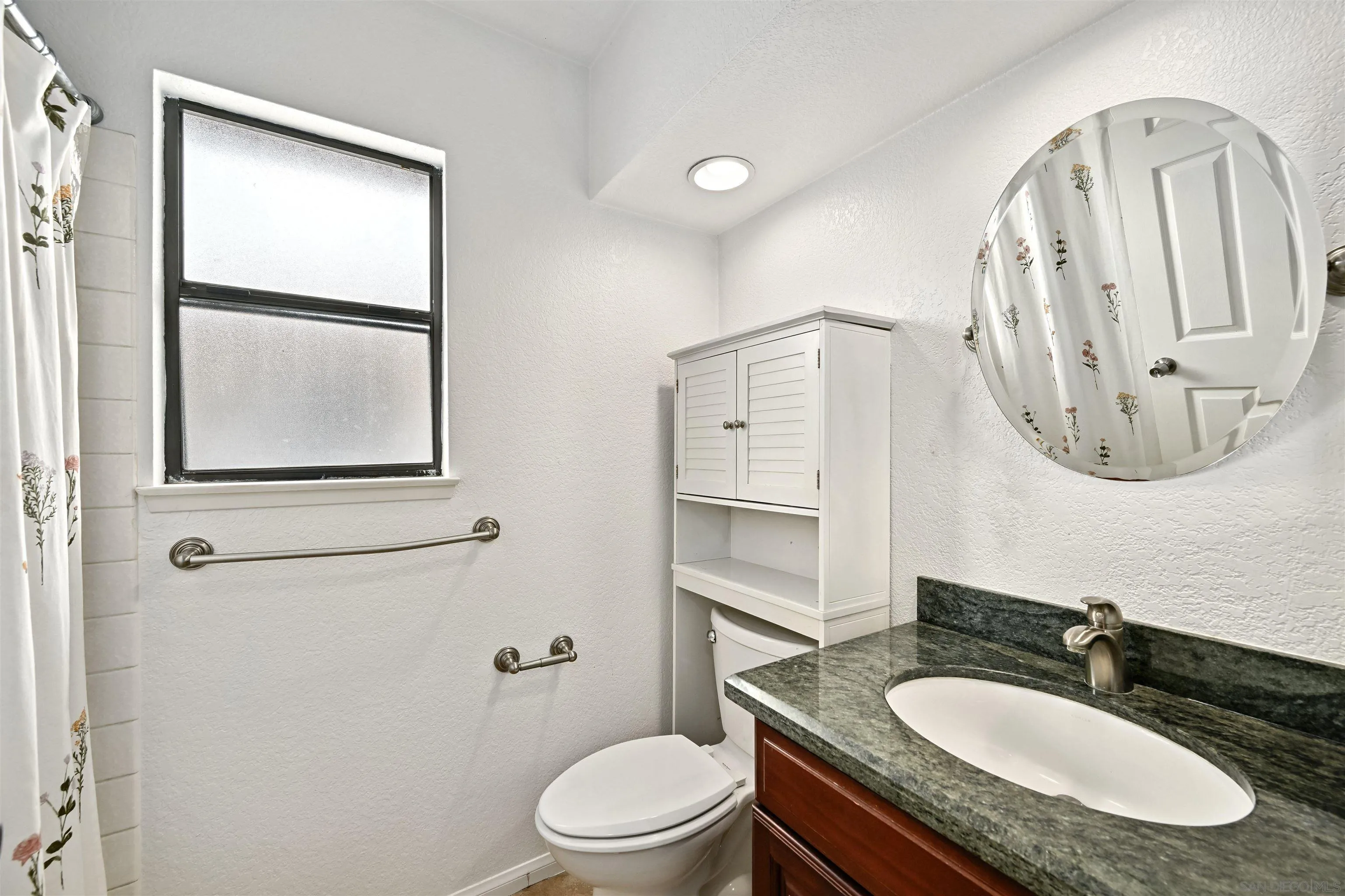 Photo #14: 250034340 Listing: Photo #14