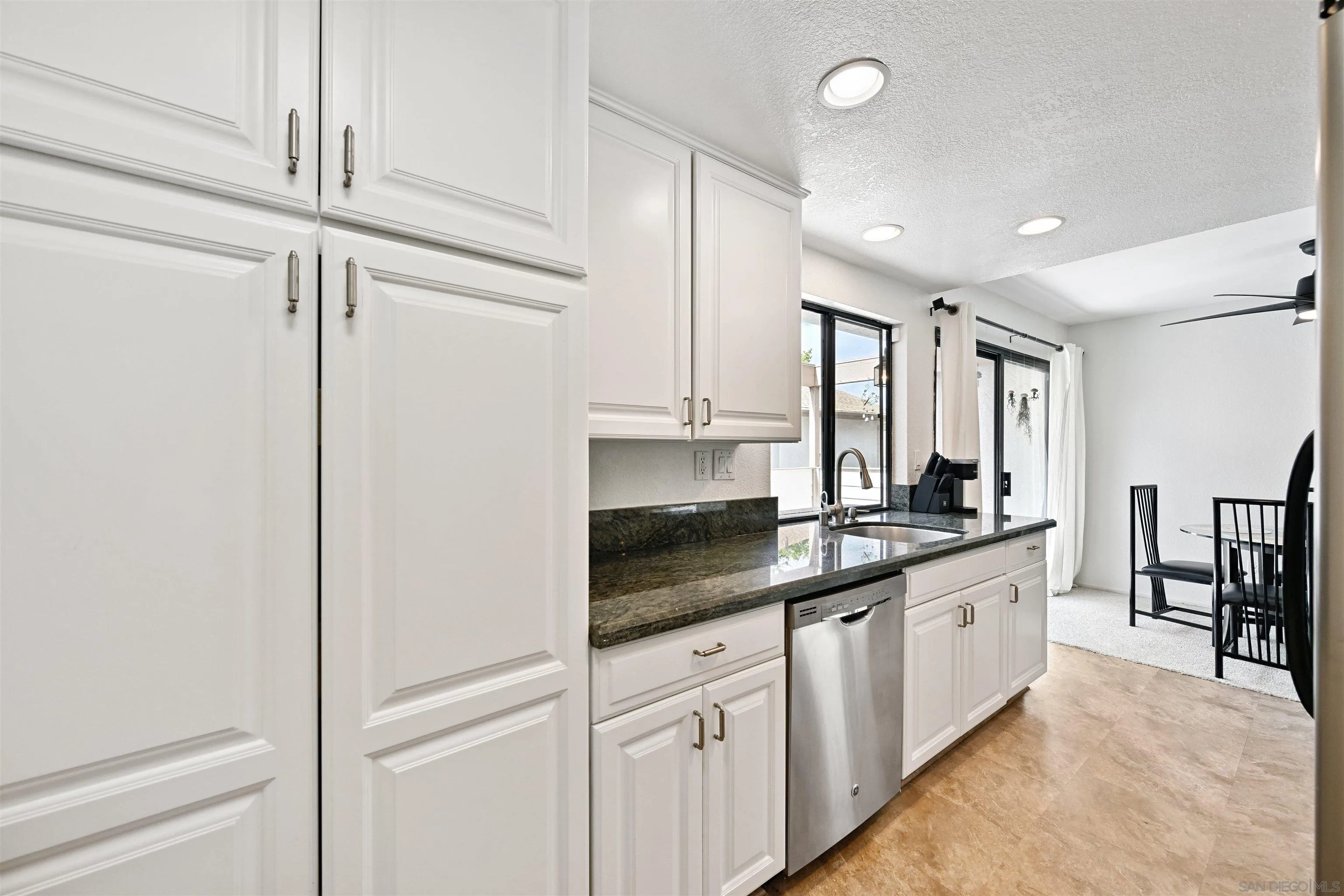 Photo #4: 250034340 Listing 
