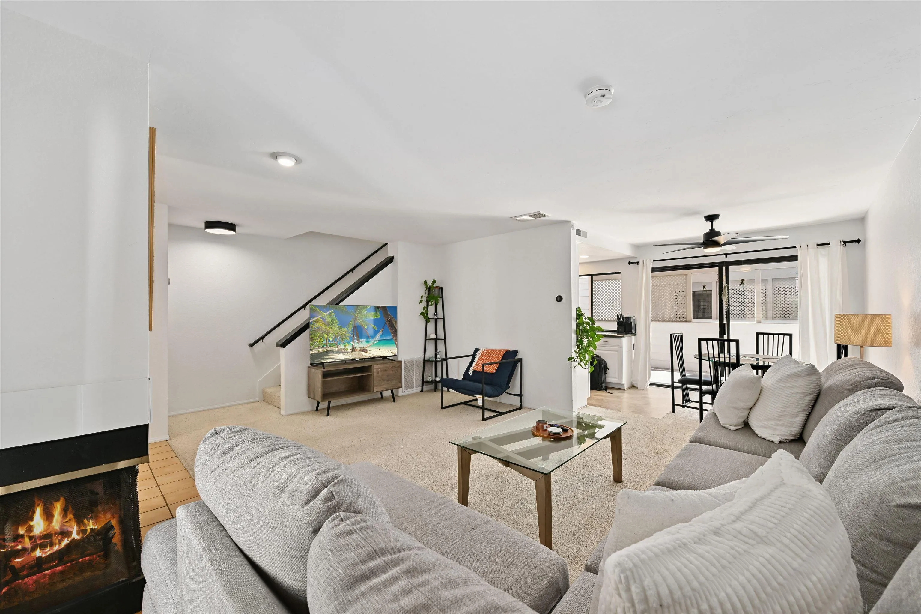 Photo #2: 250034340 Listing 