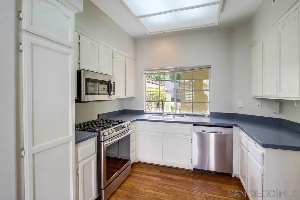 Photo #14: 250034345 Listing: Photo #14