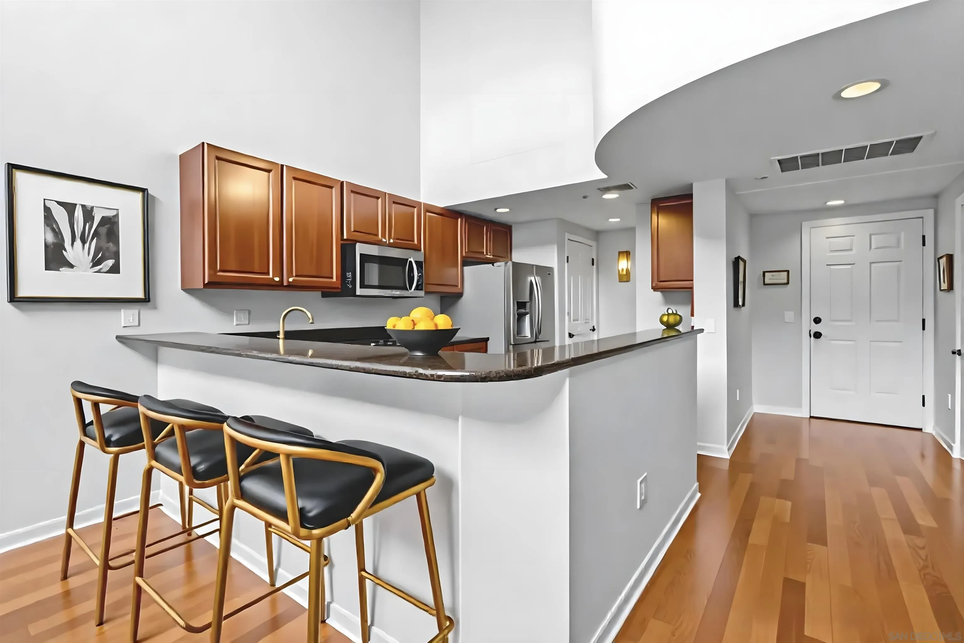 Photo #5: 250034353 Listing 