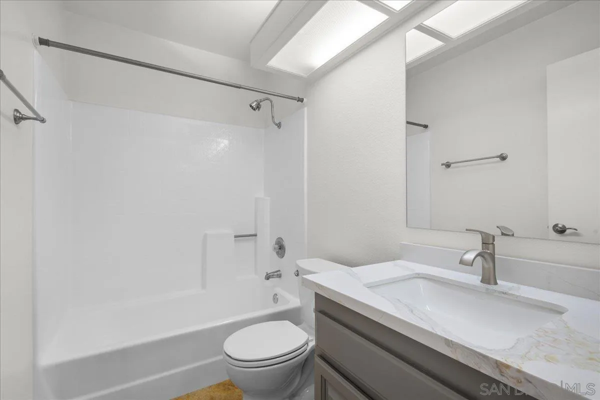 https://cdn.realtyfeed.com/cdn/127/250034355/d58b5429a8b1c4f1d2b652b3be264e9d.webp