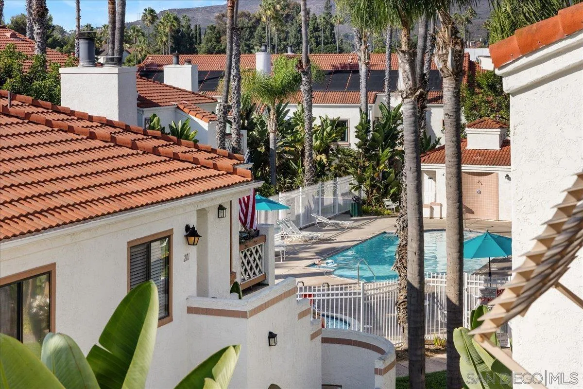 https://cdn.realtyfeed.com/cdn/127/250034355/f91028a1e065d02ce88ab9c9762b2c8c.webp