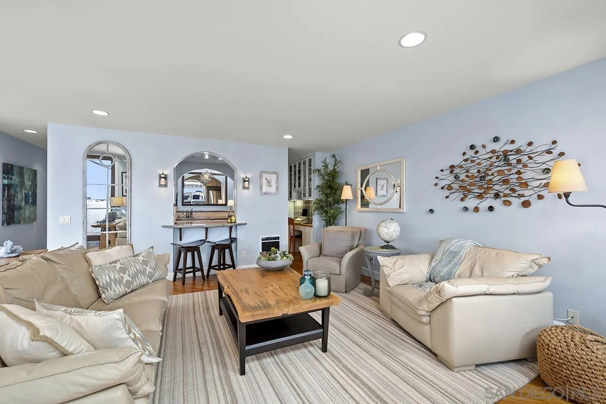 https://cdn.realtyfeed.com/cdn/127/250034356/6273669d1dbcaf505303689d955e20de.webp