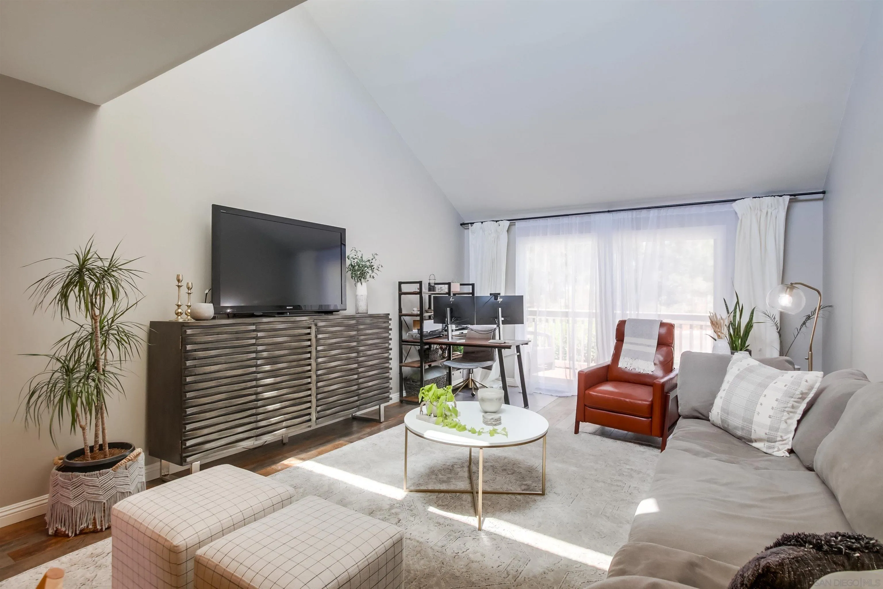 Photo #6: 250034358 Listing 
