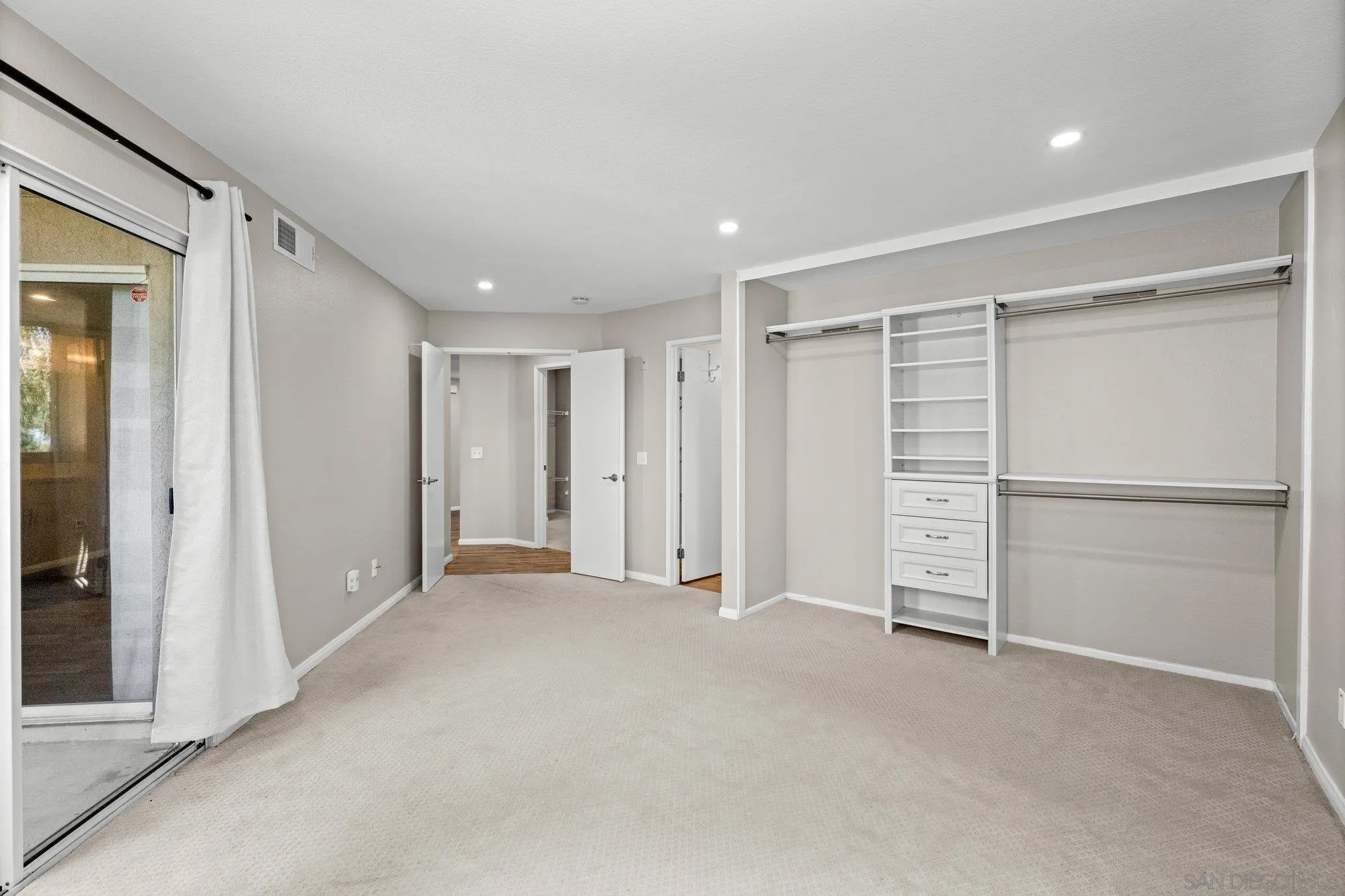 Photo #18: 250034375 Listing: Photo #18