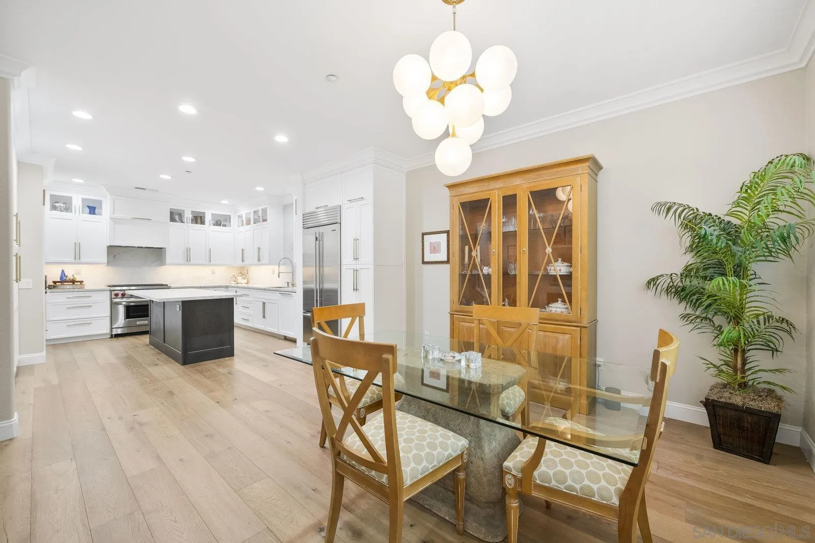 https://cdn.realtyfeed.com/cdn/127/250034378/f89dc8800fc3ae2b517d2caa9f95ad36.webp