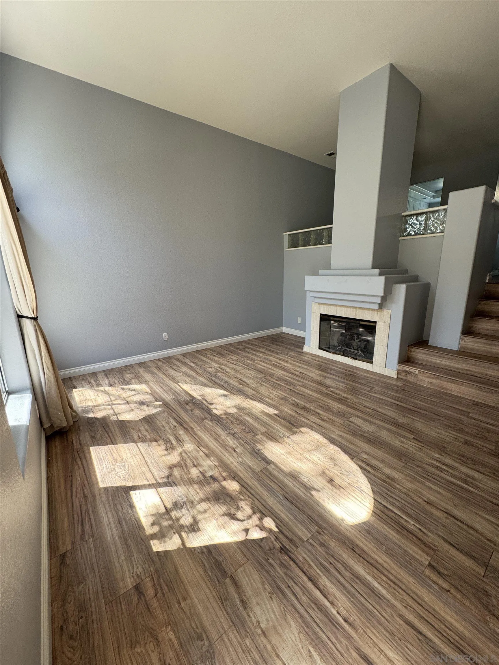 Photo #3: 250034387 Listing 